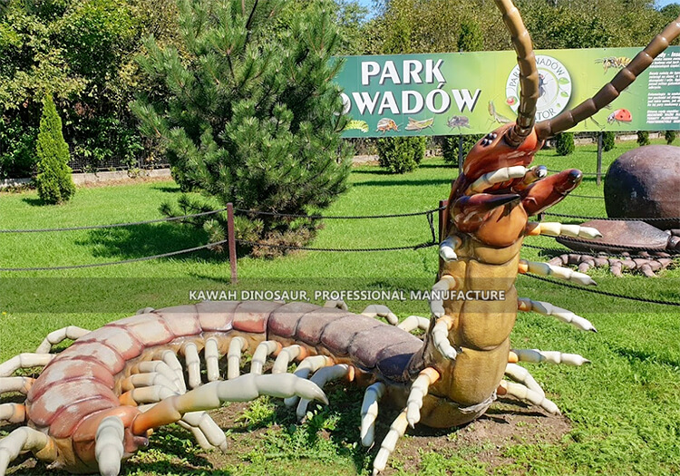 自然公园人造巨型昆虫蜈蚣模型